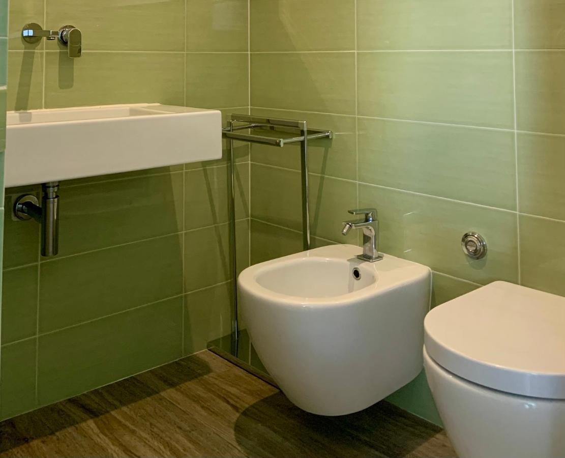 Appartamento Con Terrazza In Zona Navigli - Tortona Milan Luaran gambar